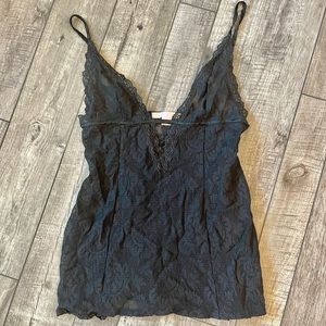 VICTORIA’s SECRET LACY babydoll slip